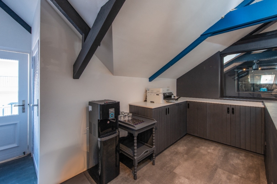 To Let commercial Property for Rent in Buitenverwagting Western Cape